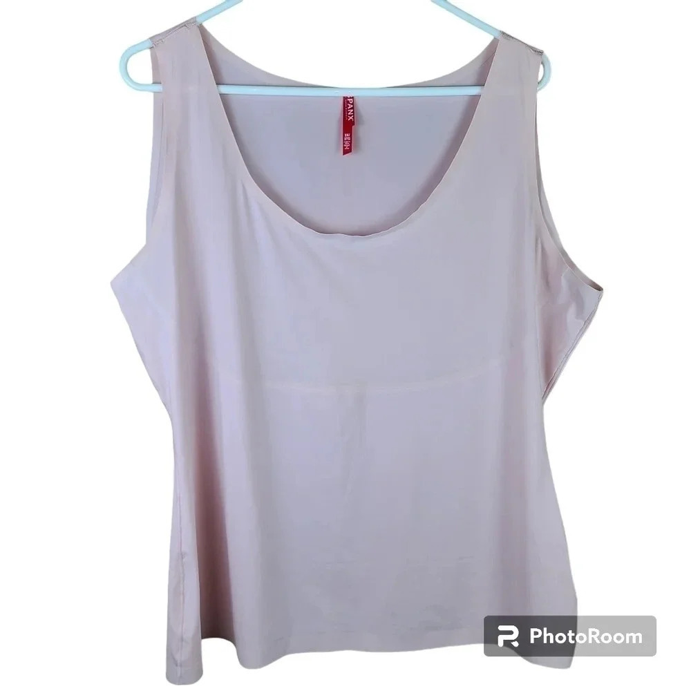 Spanx lightweight shapewear tank